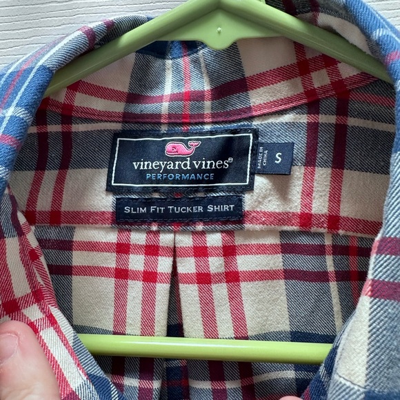 Vineyard vines button down - Picture 2 of 3